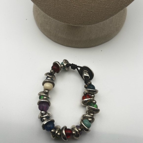 Uno de 50 Beaded Bracelet - Picture 2 of 6